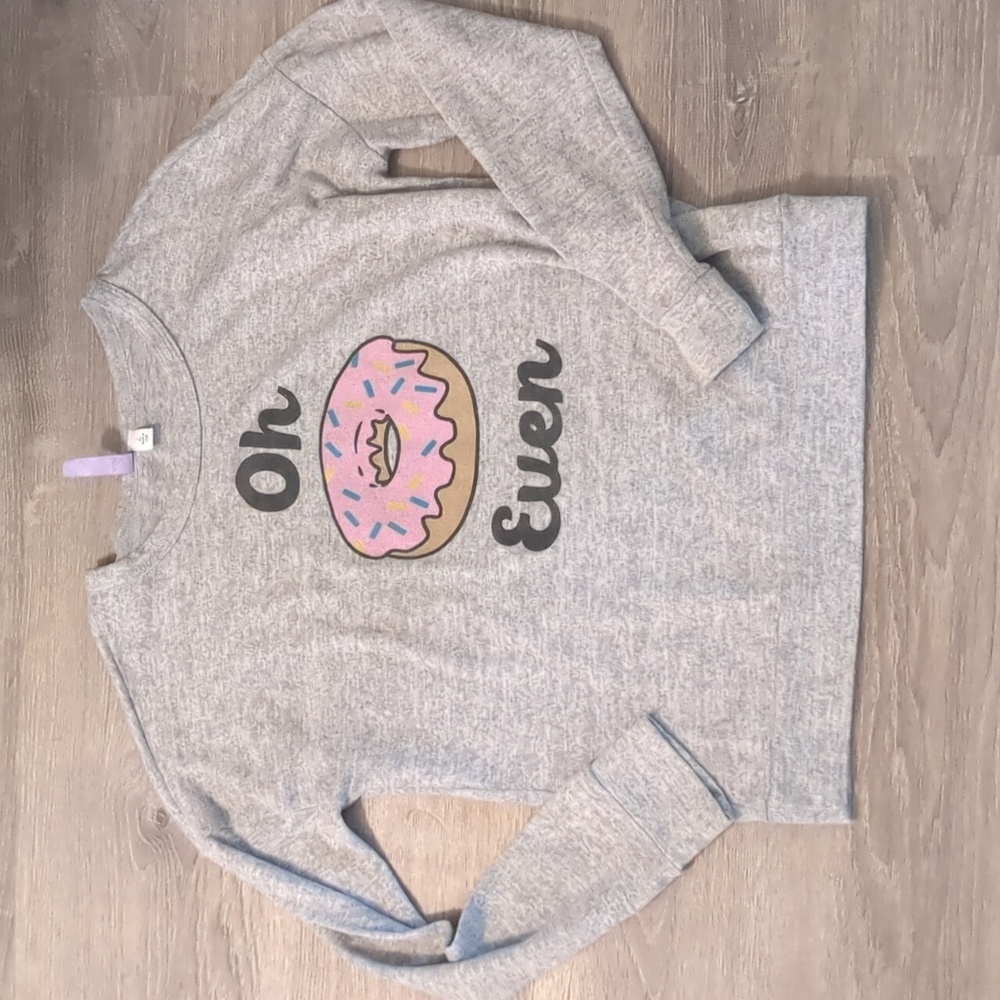 Alya lightweight sweatshirt size large